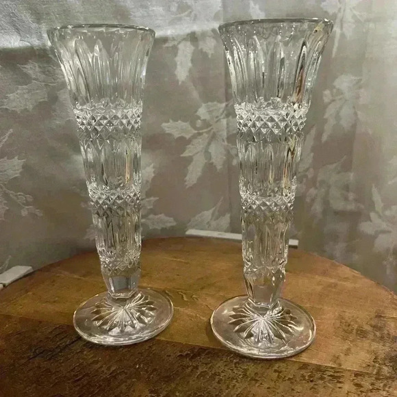 Vintage Set of 2  Cut Glass/Crystal Vases - Picture 5 of 6